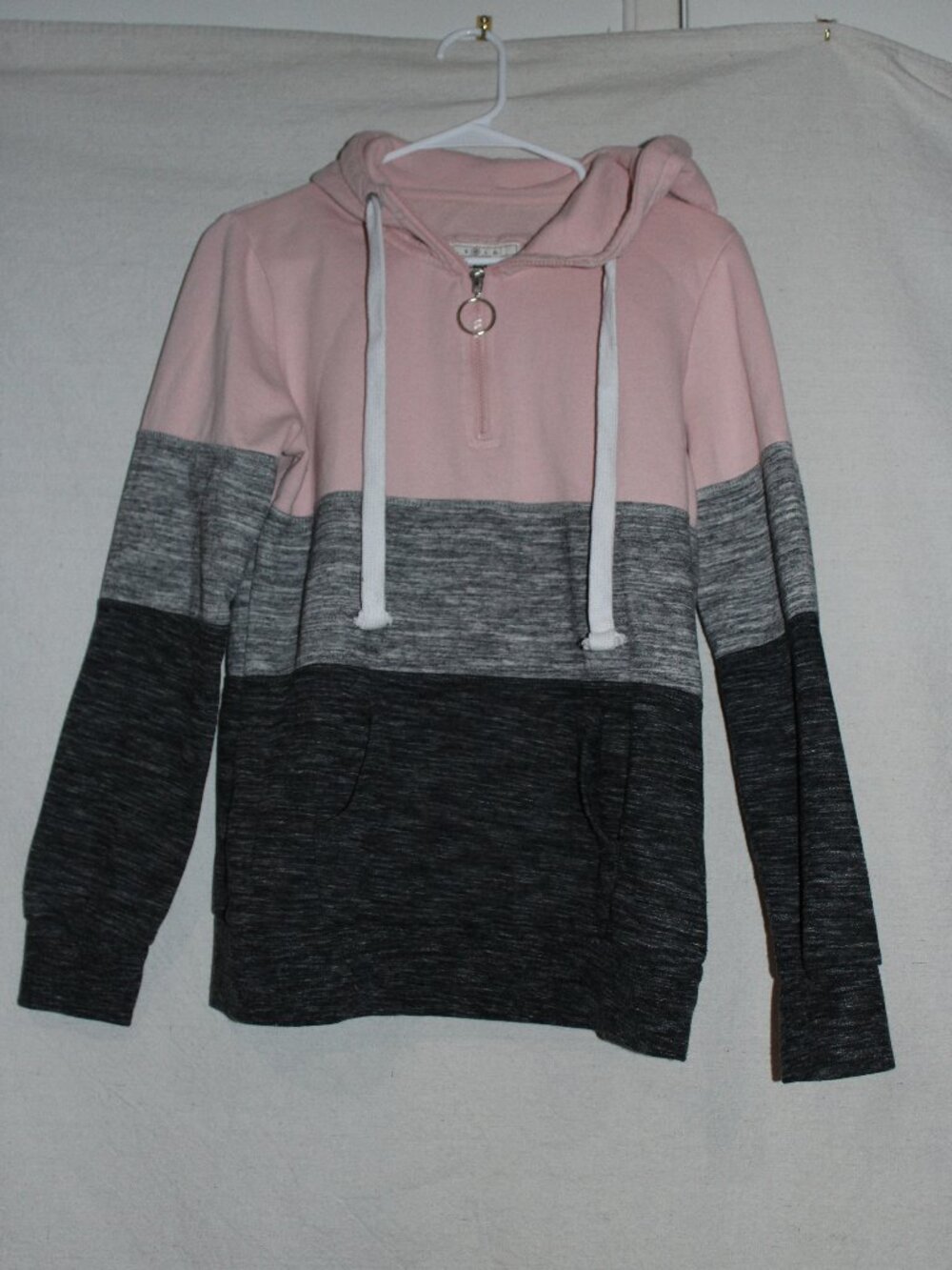 Pink striped hoodie, reflex brand, size medium